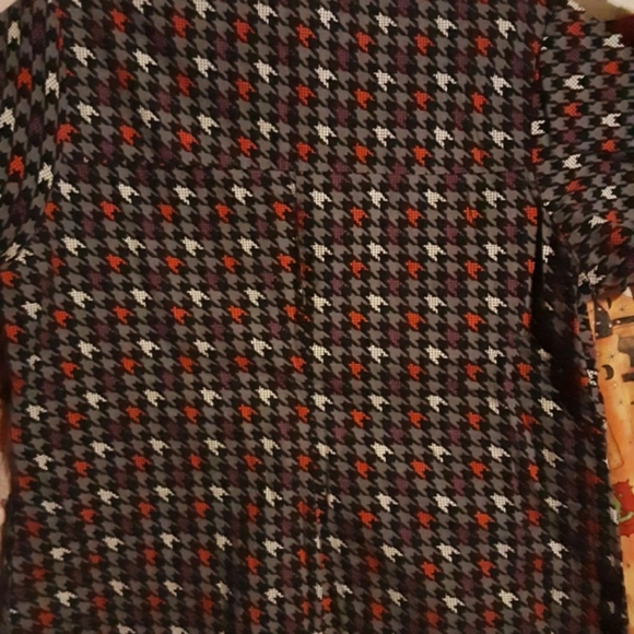 Scrub Top - Picture 7 of 8